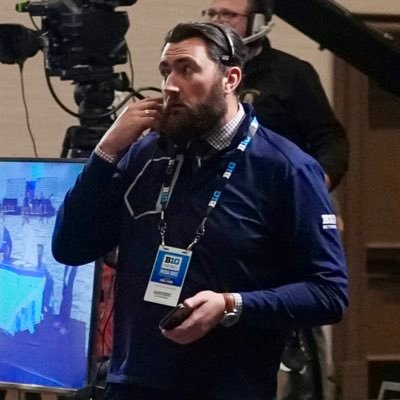 Producer @BigTenNetwork. Formerly NBC Sports Chicago. Host of @blackoutshowchi. Sipper of bourbon. Frank Thomas once complimented my calves. 🇷🇸🇷🇸🇷🇸