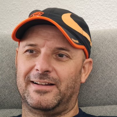 Esta es la cuenta secundaria de @__AngelGarcia__. En ella están los rumores/fichajes // Búscame también en @instagram o @telegram