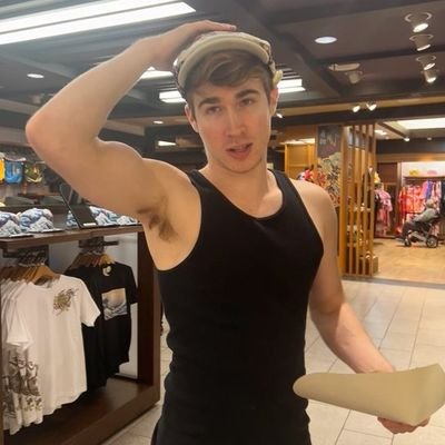 I'm proud to be gay 💪
if you are gay add up a
am available