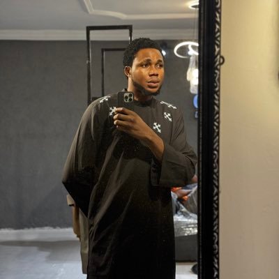 REymour's profile picture. 