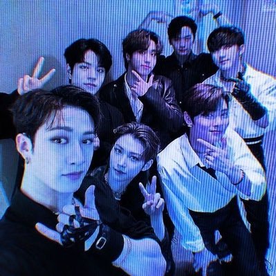 23y/o INTJ-T skz fan acc🎱#lovestay ˢᵒᵐᵉʷʰᵉʳᵉ ⁱⁿ ˢᵒᵘᵗʰ ᵏᵒʳᵉᵃ ᵗʰᵉʳᵉ ⁱˢ ᵃ ᵇᵒʸ ʷʰᵒ ᵏⁿᵒʷˢ ᵉˣᵃᶜᵗˡʸ ʰᵒʷ ⁱ ᶠᵉᵉˡ