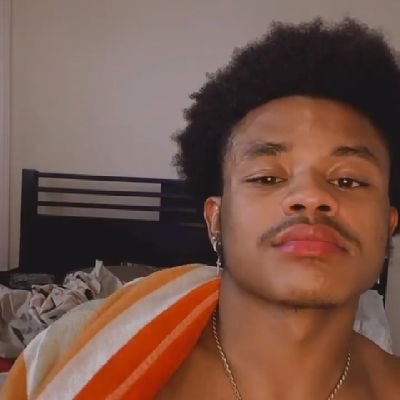 SoloKi_ng's profile picture. PA📍
22
break some bread brokey🙂‍↕️