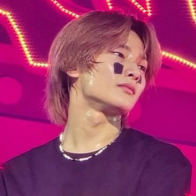 taeyunicornio's profile picture. 𓇼 ࿔*:･ﾟtom jobim que descobriu o brasil ࿔*:･ﾟ