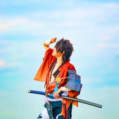 くろきの■成人。加工までがコスプレ■よさこいチーム「9年1組」■最推し鏡音リン🧡■Love:刀(今剣/2.5)・RKRN軍師から。体育に熱量高め■新規予定要相談