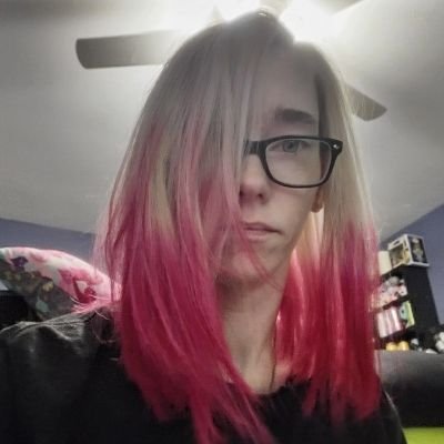 CutenessNChaos's profile picture. a lonely music lover 🎧🎵
Compassionate gamer🎮
@ironmouse 
@halocene
@davvnmusic are the best