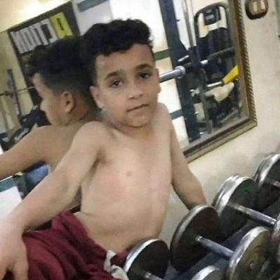 مش مهم تعرف انا مين انا هنا بتكلم في اي ابن متناكه يجي في بالي