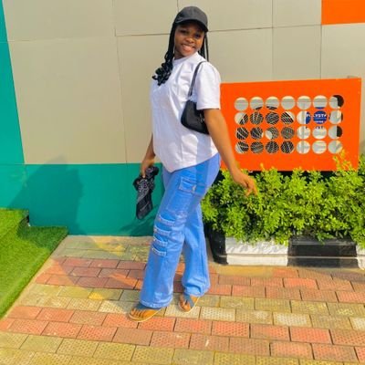 MimiRealer's profile picture. 