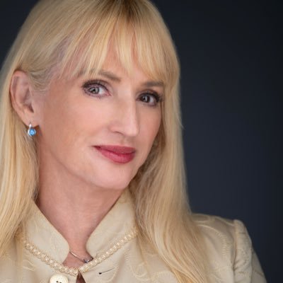 iShiftEnergy's profile picture. Laurina Anderson MSW,The Energy Shifter,a Life/Energy Coach. When your Shift hits the Fan,I'm Your Plan.Want to learn more?Laurina at LA@iShiftYourEnergy.com
