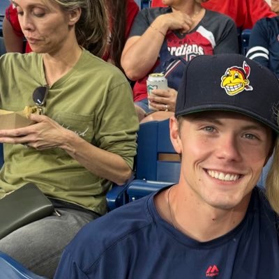 aidan_crummie's profile picture. 