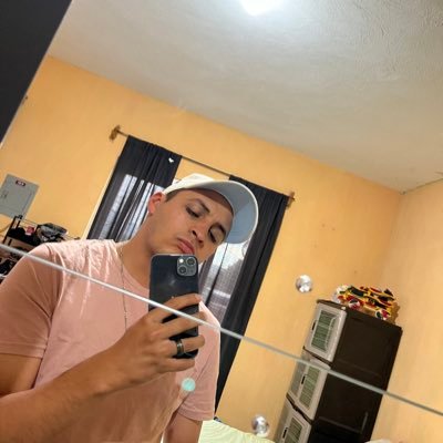 izaguirre29_'s profile picture. 🦝
REAL MADRID 💪🏼