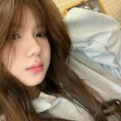 RaveloAilen's profile picture. tiempos de felicidad son aquellos en que se puede decir lo que se siente y sentir lo que se quiere