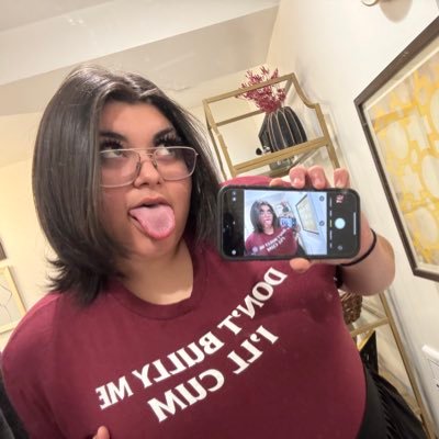 18+//25//nsfw//posting stuff i like//big girl//feedee//gamergirl//puppyprincess🧎🏽🙂↕️$delaneyfields spoil me