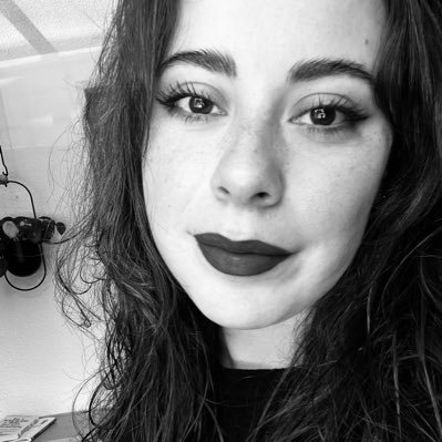 Designer. Reader and Writer. Movie Lover. Melomaniac. 🐶🐱🌸☕️🍦🍕🍊🍿🏊🏻♀️🎻