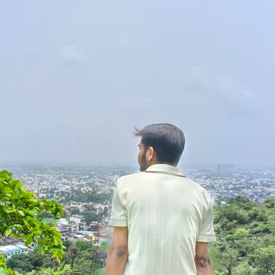 Lucky220999's profile picture. 🇮🇳
INDIA | RCB