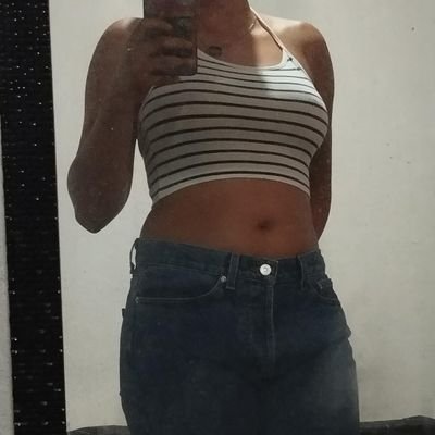 Ella nueva con ganas de jugar, yo con ganas de cumplir todos sus caprichos.
Buscamos chica 🦄.