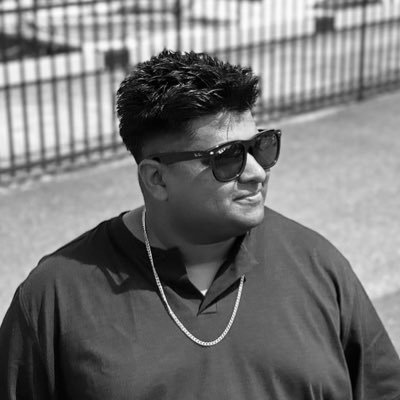 duminduofficial's profile picture. 🇱🇰🇯🇵 Beppu, Japan 📍♨️ 🎙️ Artist | Songwriter | Music Producer @yolomusic_official