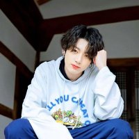 B○S ジョン○ク (@jk_narikiri_bts) 's Twitter Profile