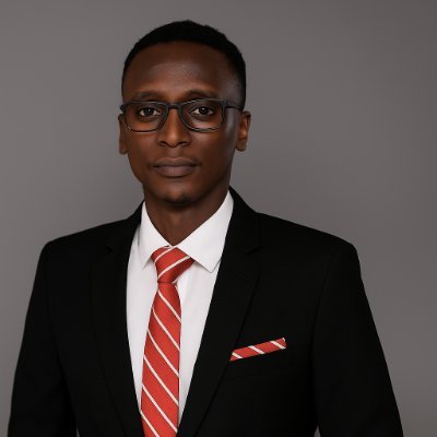 dixon_kalanzi's profile picture. Senior Software Engineer | Green thumb