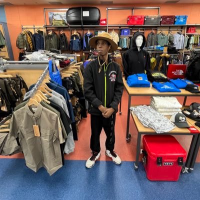 oidris730's profile picture. 🕋/🇸🇩/🏀/⚽️/🥶/☝🏾/⚡️