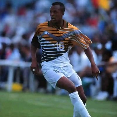 Simple person. Love people/peaceful.
Arsenal and Kaizer Chiefs supporter. I tweet what I like and my tweets offend you I'M SORRY in advance.