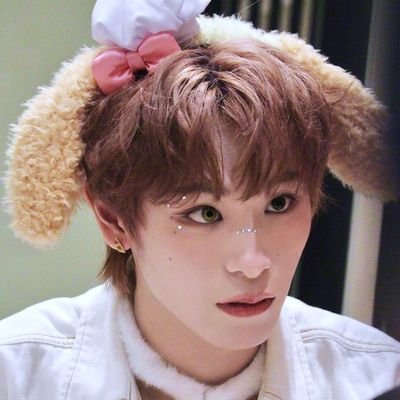 🗡🕊💍 🍸🐍
RURU!! :3 | FIL/EN | MULTIFANDOM | 20+ | minors dni | artist(sometimes) :3 (inconsistent 🥹) | dnp | xlov!