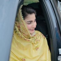 Ayesha Khan (@itssme8o) 's Twitter Profile
