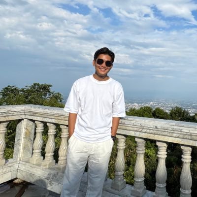 kyawm7nthant's profile picture. c’est la vie