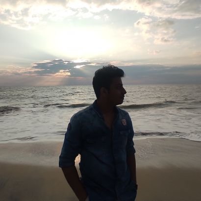 akshaj_akolekar's profile picture. 🔴⚪