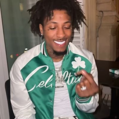 SWEETBOY16816's profile picture. 