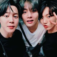 riri⁷ (@tiny_vminkook) 's Twitter Profile