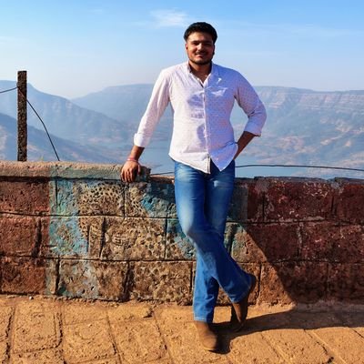 thakur_shi7783's profile picture. 