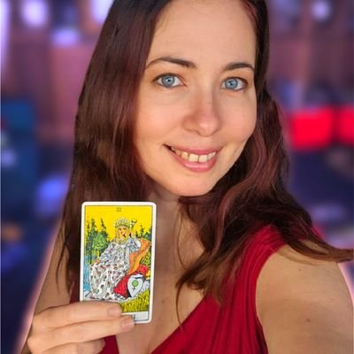 💜Aussie tarot reader specialising in love readings