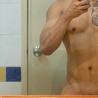 suka banget exhib, nudist, outdoor (muscle goodlooking) V