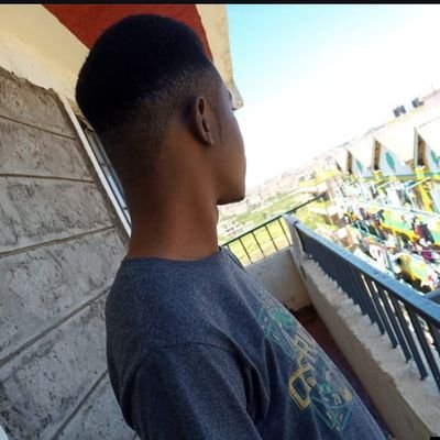 guya97's profile picture. Octoberist🎀
Blur birds💖
Blue blood💙
Carte Blanche