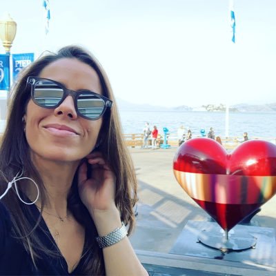anademar_'s profile picture. para que el mal triunfe, sólo se necesita que los hombres buenos no hagan nada || res non verba
