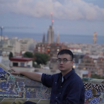 scottrong's profile picture. 热爱一切美好的事物。独立开发者，Swift/NodeJS/React/React Native，目前产品《蛮妙译/Menuie》菜单翻译点餐已上线App Store。