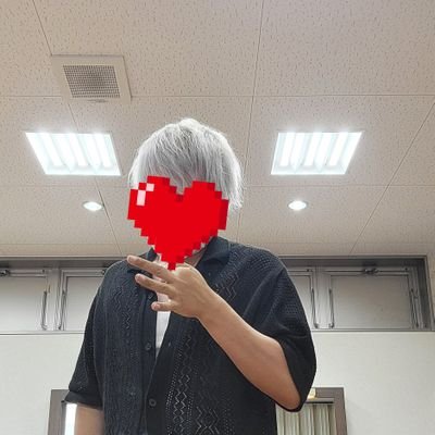 odehade13's profile picture. 自分の理想の体を目指してます🐯現176cm72.5㎏ |  週４ジム　|　ボディメイク、ダイエット、筋トレ垢さんと繋がりたい　|僕は喰種だ！
気軽にリプください😊