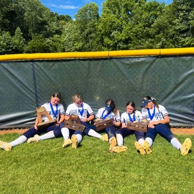 •28’Grad•Team NC Bowman #6•OF/Slapper•Legacy & Legends #49• Extra Innings #74•Line Drive #45•HPCA🥎🏀🏐•NC 3time 3A State Champs•4.31 GPA #whateverittakes