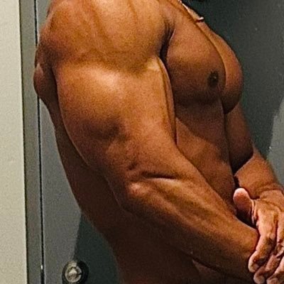 🇰🇷173cm | 88kg T 서울‘9/10~10/10 ✉️ with body 💪 pics for collabs | X Start from April 2025| 촬영요청dm주세요 | #肌肉 #Muscle 대비계@KBeast_ver2 📸Full VIDEOS Only⬇️