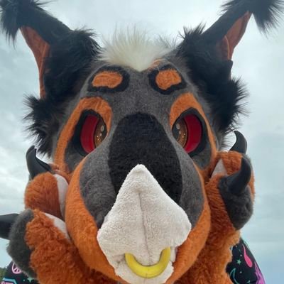 Sharylojf's profile picture. | Male 😔 |🗿chad irl, simp online😳 | hate-fueled manifestation of anger | my tg: @szarikowy | expect retweets, vore and findom | minors DNI