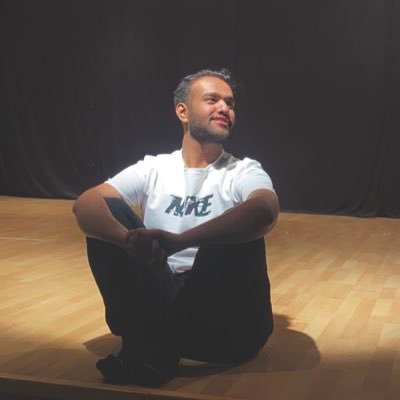 شغوف بالفن والدراما التلفزيونية وعاشق لعالم المسرح 🎭