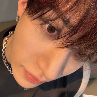 scbT__T's profile picture. she c on my b till i 97