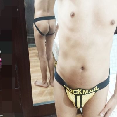 ✨ Slim Skinny, Smooth, and Submissive — Ready to Fulfill Your Fantasies ✨
I’m a 25-year-old slim, smooth Asian bottom with a playful, submissive side.