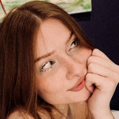 Я живу на острове дождей, грязных улиц и слепых домов. В свете неприкаянных огней, в шуме утихающих шагов. https://t.co/bD5xV5aGq4