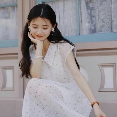 IMjluWEQ3QtLt6's profile picture. 