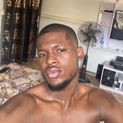 _poeticsaint's profile picture. Poet || @fcbarcelona fan || hair dealer || lover of good music