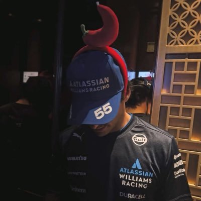 itsnotme_zov's profile picture. 