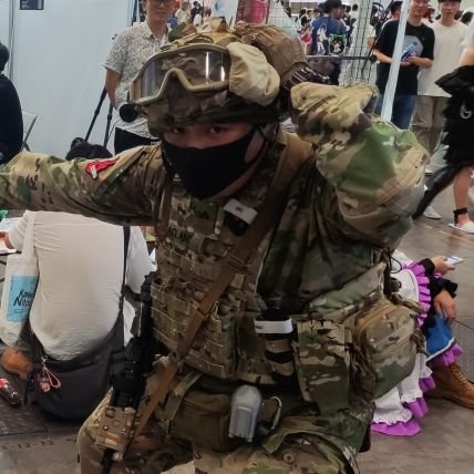 *如同一个30岁大叔
水弹尼龙半弃坑状态
❗政治言论远离❗
这个号是看尼龙和airsoft相关,私信开放,不接受强政治性讨论。
)论坛活动减弱有事私信滴滴