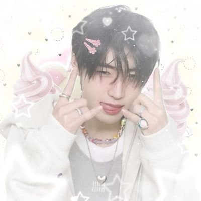 ˙˚ʚɞ˚˙hello, welcome call me bebby :c
🍓.:* love #sunghoon everytime ❝🎀