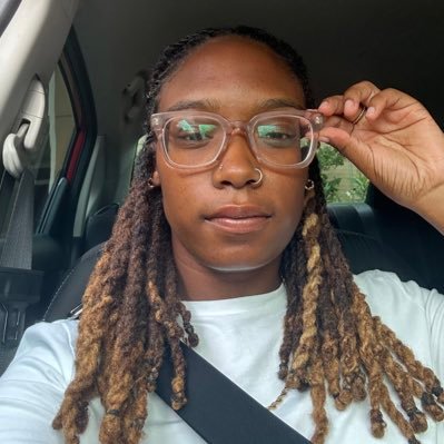 stl. 27. 🏳️🌈 Missouri State Alumna. WashU Alumna. 🎓🎓 l advocate l storyteller l artist l wbb fan l poet l astrology geek 🌱🪬🪐 scorpio moon tingz